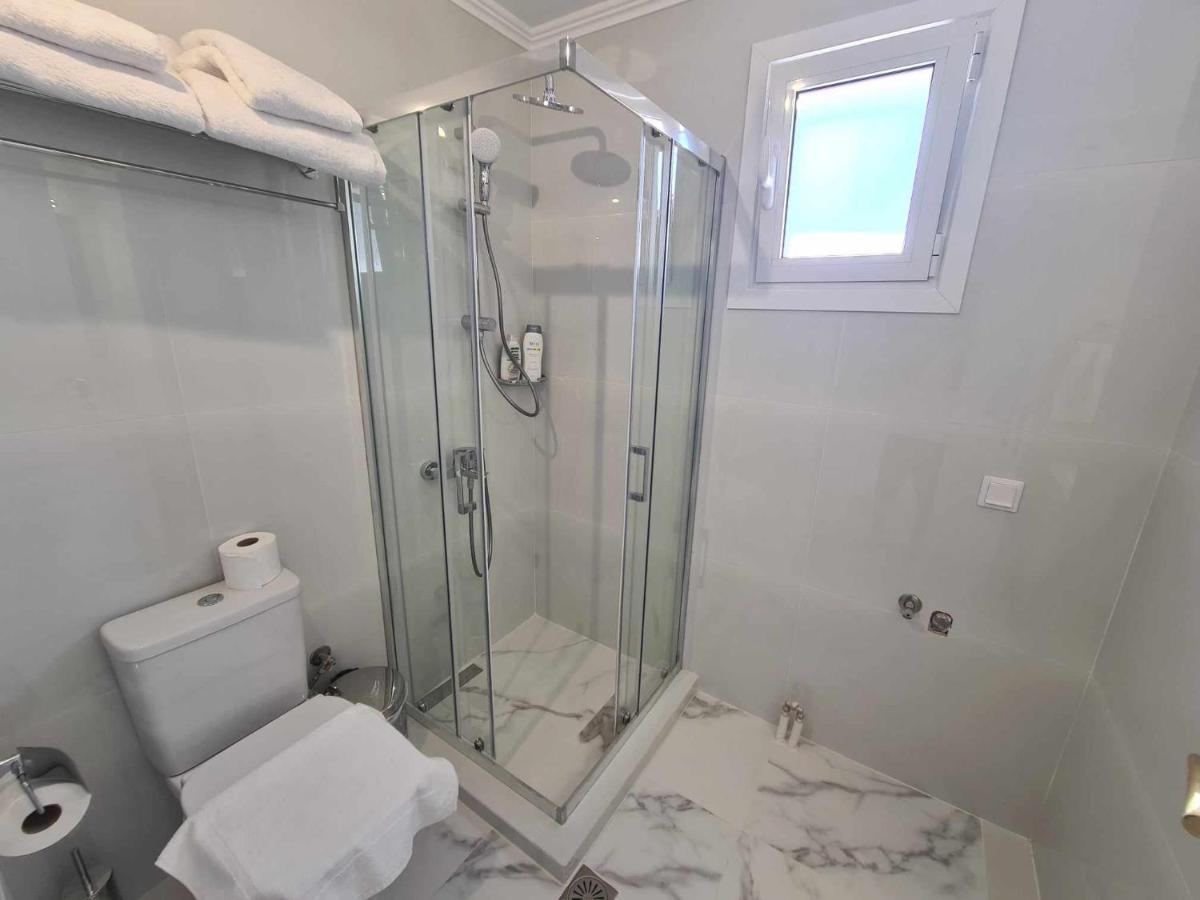 Nn Rooms And Suites Near Athens Airport Spáta Zewnętrze zdjęcie