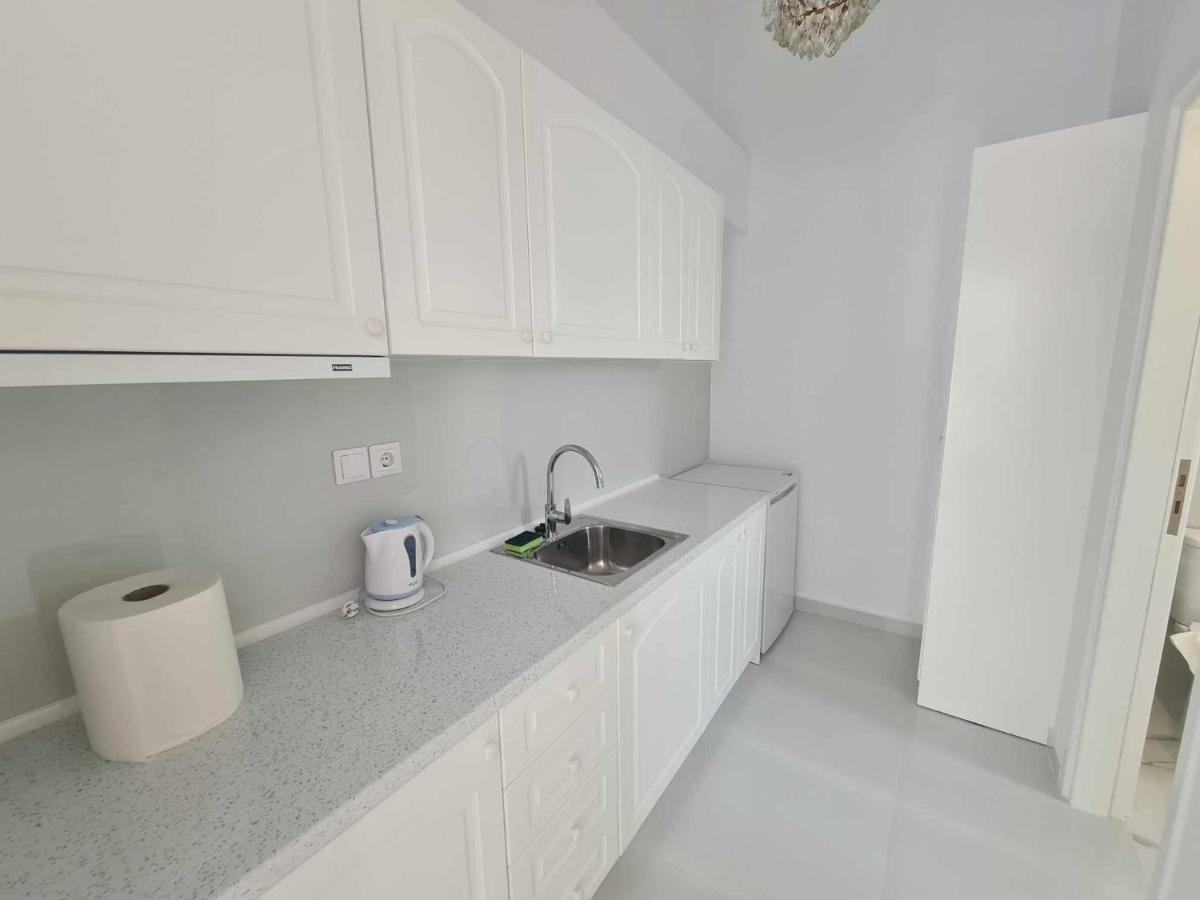 Nn Rooms And Suites Near Athens Airport Spáta Zewnętrze zdjęcie